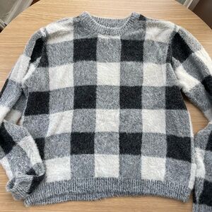 Francesca’s ALYA Checkered Oversized Sweater Size L